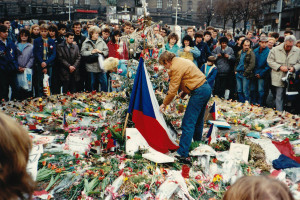 Sametová revoluce 1989, MD, Wikimedia Commons