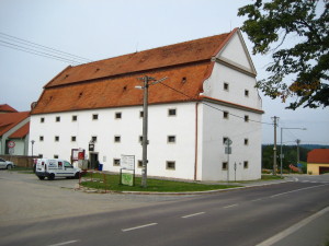 Jevišovice,_sýpka