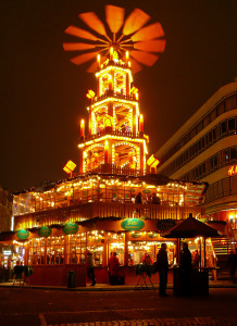 Weihnachtsmarkt_Pyramide